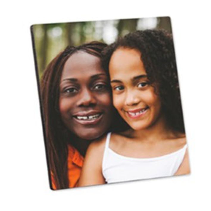 מעמד שולחני מעץ בגודל 25*25 ס"מ להדפסת תמונה והקדשה אישית